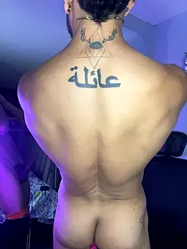 ARON TAYLER01 online show from October 18, 10:38 am