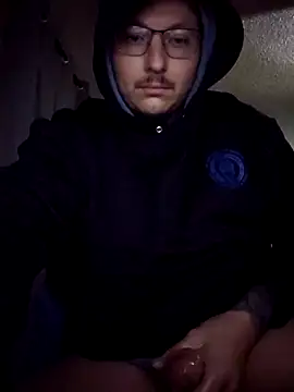 Snapshot of MrBiggBallz chatting on January 19, 12:28 pm MrBiggBallz online show from January 19, 12:28 pm