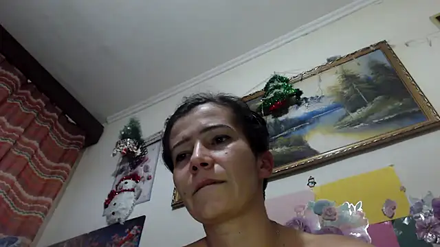 EllyseJenner online show from October 16, 7:26 pm