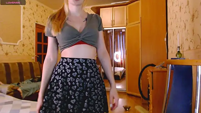 Snapshot of MarySweetness chatting on February 10, 2:05 pm MarySweetness online show from February 10, 2:05 pm