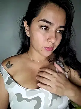 Snapshot of alison_villalobo chatting on November 9, 1:37 am alison villalobo online show from November 9, 1:37 am