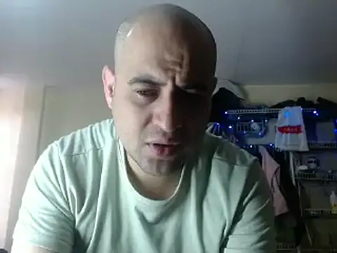 Snapshot of alphaswitchard chatting on January 26, 1:25 pm alphaswitchard online show from January 26, 1:25 pm