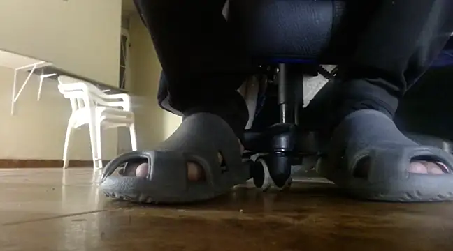 Snapshot of alphaswitchard chatting on March 22, 1:54 am alphaswitchard online show from March 22, 1:54 am