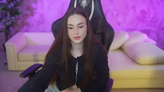 Elice Dream online show from March 1, 4:00 pm