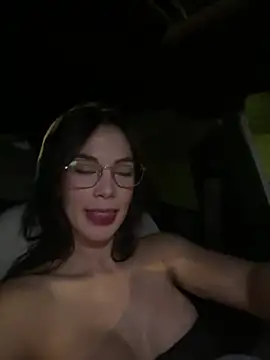 Snapshot of Im_Valentina chatting on January 16, 3:02 am Im Valentina online show from January 16, 3:02 am