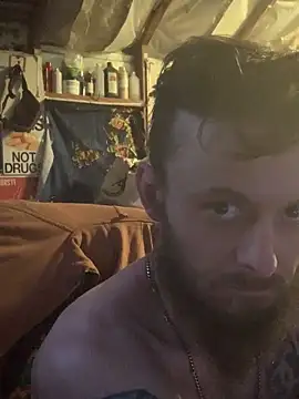 CloudDadddyyy420 online show from January 28, 11:28 pm