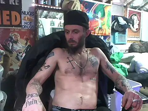 CloudDadddyyy420 online show from February 9, 3:32 am