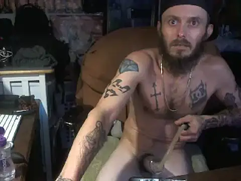 CloudDadddyyy420 online show from February 12, 10:35 am