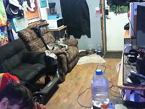 CloudDadddyyy420 online show from March 21, 9:45 am