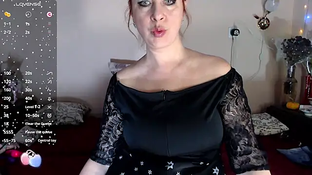 Snapshot of VanezaSmith chatting on February 26, 12:16 am VanezaSmith online show from February 26, 12:16 am