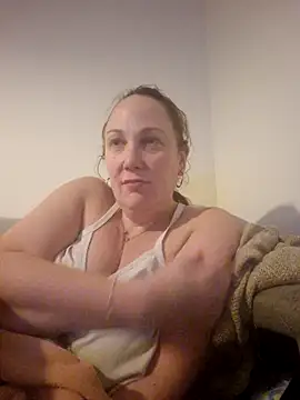 Snapshot of Wisie_Cutie chatting on January 26, 12:05 am Wisie Cutie online show from January 26, 12:05 am