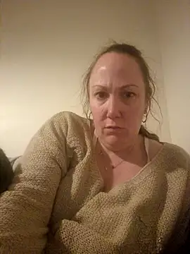 Snapshot of Wisie_Cutie chatting on March 2, 8:50 pm Wisie Cutie online show from March 2, 8:50 pm