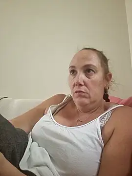 Snapshot of Wisie_Cutie chatting on September 15, 2:39 pm Wisie Cutie online show from September 15, 2:39 pm