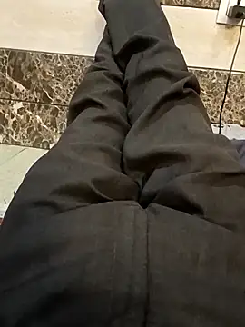 Snapshot of Play_boy11 chatting on October 25, 5:26 am Play boy11 online show from October 25, 5:26 am