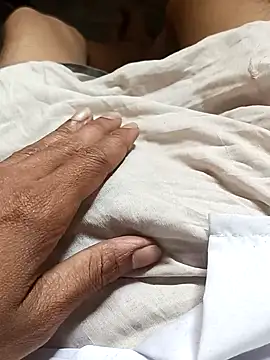 Snapshot of Play_boy11 chatting on November 6, 5:52 am Play boy11 online show from November 6, 5:52 am