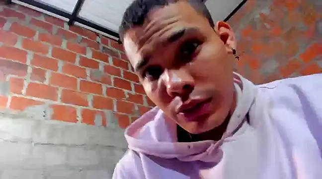 Snapshot of rick03_leto chatting on February 24, 12:48 pm rick03 leto online show from February 24, 12:48 pm