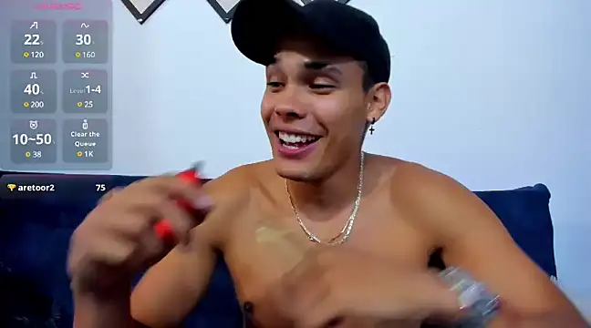 Snapshot of rick03_leto chatting on March 2, 7:32 am rick03 leto online show from March 2, 7:32 am