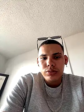 Snapshot of rick03_leto chatting on November 22, 9:36 pm rick03 leto online show from November 22, 9:36 pm