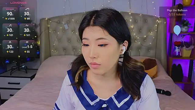 Wendy  Hills online show from December 15, 12:38 pm