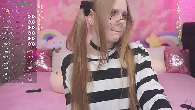 minx g1rl online show from January 17, 6:15 am