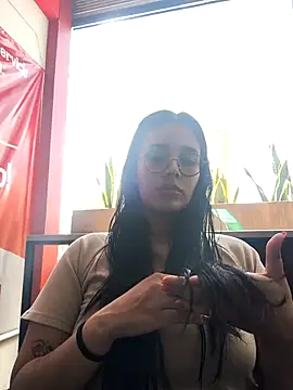 Annya-sweet online show from December 4, 4:05 pm