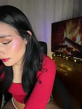 salome polaniiee online show from December 10, 6:33 am