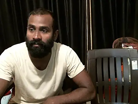 Snapshot of indian2 chatting on January 9, 2:18 pm indian2 online show from January 9, 2:18 pm