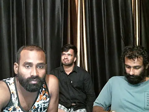 Snapshot of indian2 chatting on March 5, 6:01 am indian2 online show from March 5, 6:01 am