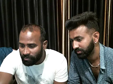 Snapshot of indian2 chatting on March 6, 11:03 am indian2 online show from March 6, 11:03 am