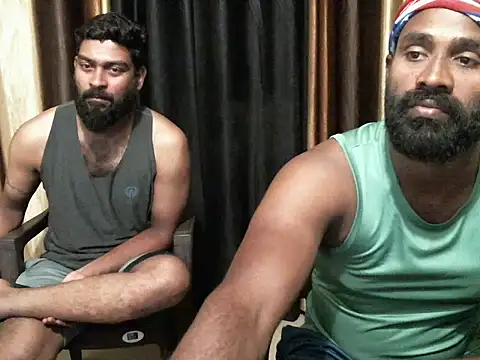 Snapshot of indian2 chatting on November 14, 6:45 am indian2 online show from November 14, 6:45 am