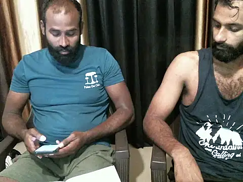 Snapshot of indian2 chatting on December 2, 3:01 am indian2 online show from December 2, 3:01 am