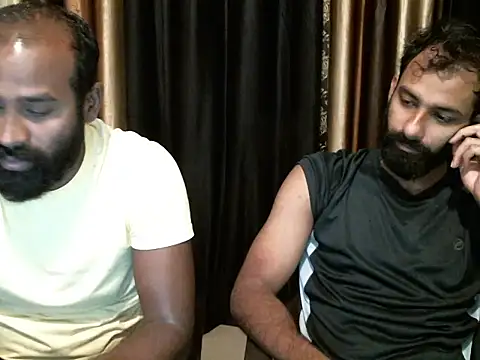 Snapshot of indian2 chatting on December 5, 3:48 am indian2 online show from December 5, 3:48 am