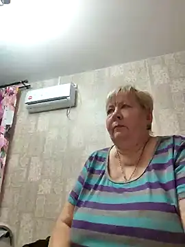 EffectFiona online show from February 7, 1:11 pm