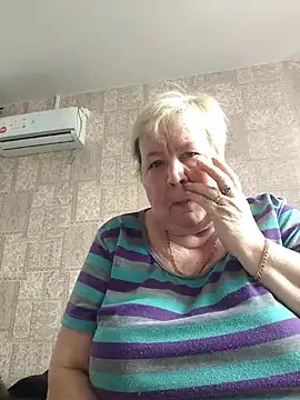 EffectFiona online show from March 6, 11:47 am