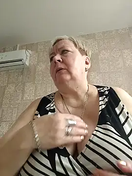 EffectFiona online show from March 22, 4:14 am