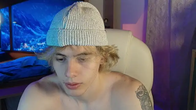 Snapshot of dimitri_tv chatting on November 4, 10:20 pm dimitri tv online show from November 4, 10:20 pm