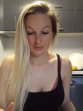 MaviePearl online show from March 19, 8:34 am