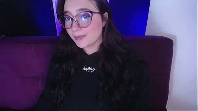Snapshot of Miss_Loise chatting on December 19, 4:13 pm Miss Loise online show from December 19, 4:13 pm