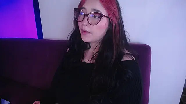 Snapshot of Miss_Loise chatting on January 7, 7:17 pm Miss Loise online show from January 7, 7:17 pm