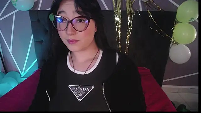 Snapshot of Miss_Loise chatting on February 28, 11:36 am Miss Loise online show from February 28, 11:36 am