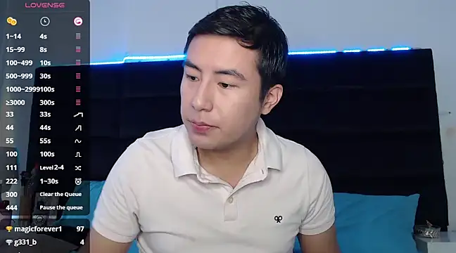 andrewmhilton  online show from February 26, 5:17 pm