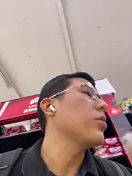 andrewmhilton  online show from March 22, 8:26 pm