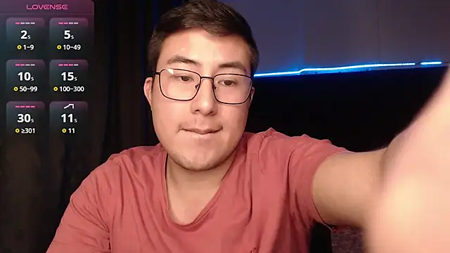 andrewmhilton  online show from December 22, 7:16 am