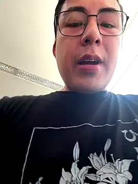 andrewmhilton  online show from January 7, 5:59 pm