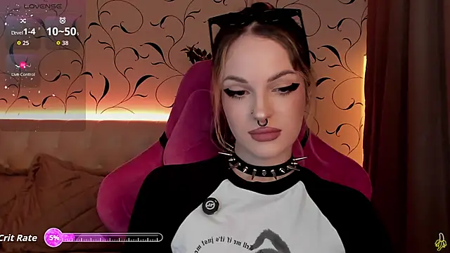 BratzieDarsie online show from October 11, 8:13 am