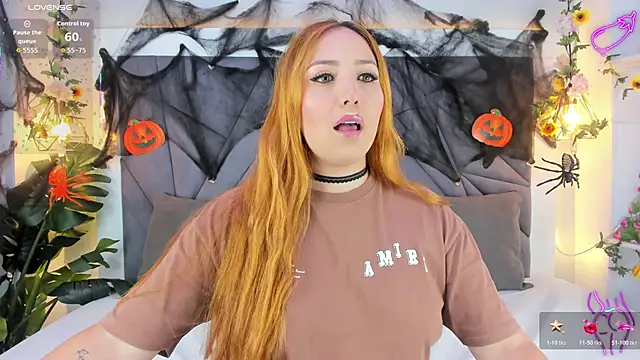 Snapshot of KiarhaTrixie chatting on October 30, 3:30 am KiarhaTrixie online show from October 30, 3:30 am