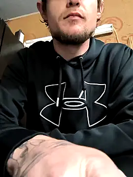 Snapshot of Midwestalpha chatting on February 23, 8:28 am Midwestalpha online show from February 23, 8:28 am