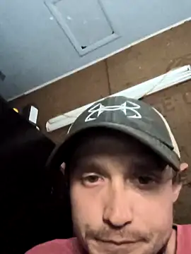 Snapshot of Midwestalpha chatting on February 28, 2:09 am Midwestalpha online show from February 28, 2:09 am