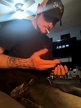 Midwestalpha online show from December 17, 9:10 pm