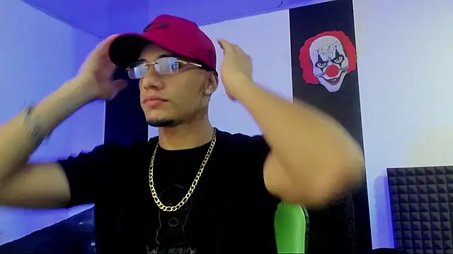 jhonnysnow17 online show from March 14, 5:48 am